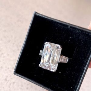 Princess cut Cubic Zirconium ring
